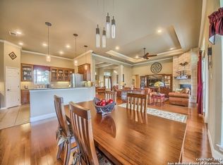 108 Legacy Trail Dr, La Vernia, TX 78121