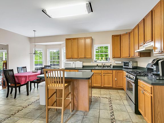 5th image of 1213 Steeplechase Ct