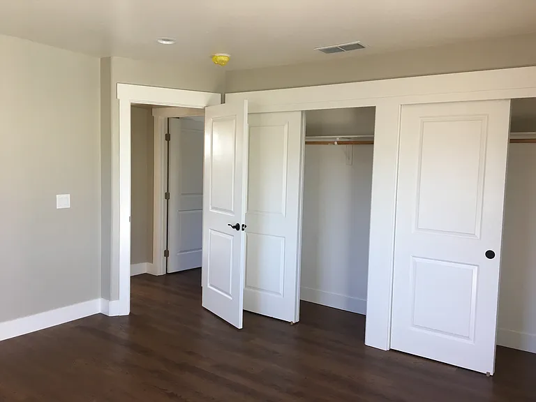 831 Page St — Photo 25