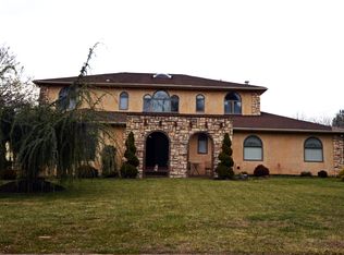 533 Long Ln, Huntingdon Valley, PA 19006