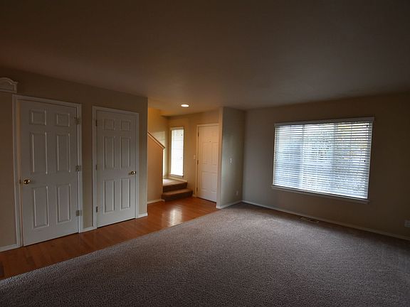 5th image of 6916 78th Dr NE