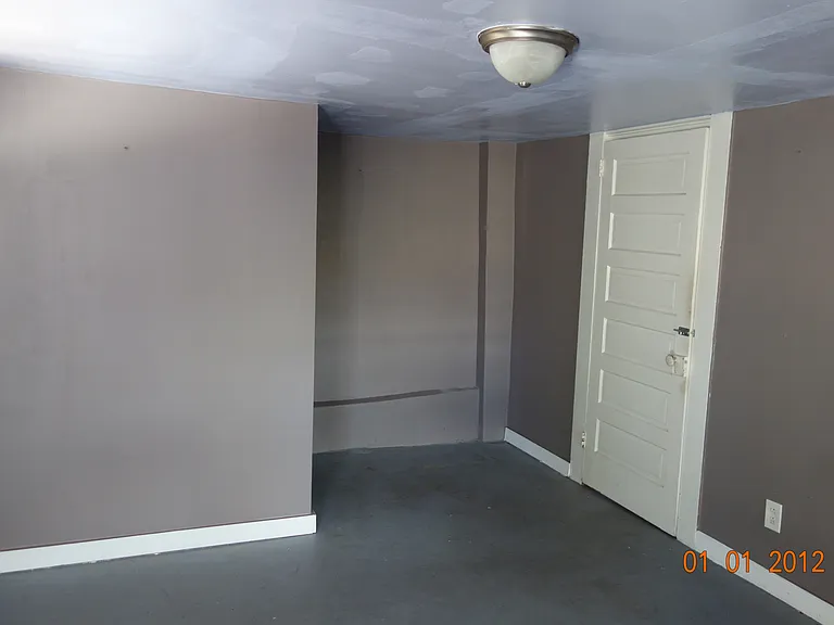 565 Columbia Rd #C — Photo 6