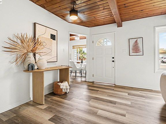 3rd image of 23739 Ida Ln