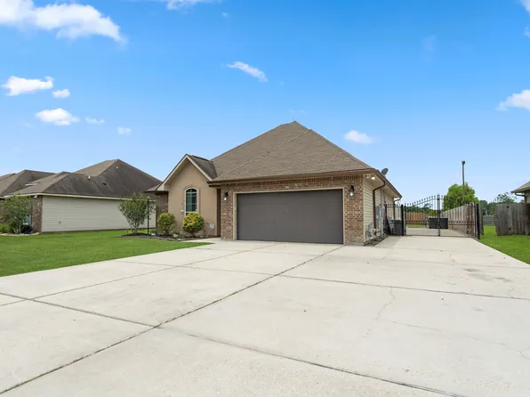 16247 Old Samuel Dr, Prairieville, LA 70769