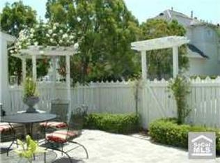 57 Essex Ln, Irvine, CA 92620