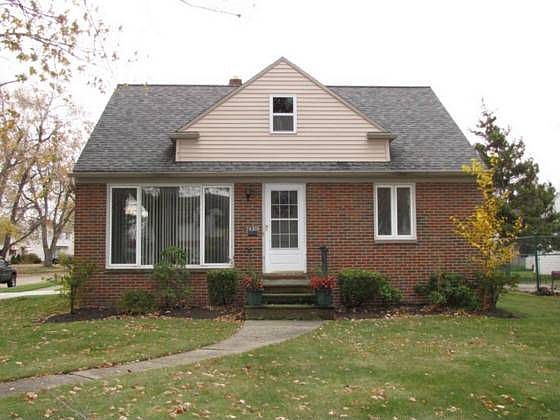 1st image of 29338 Cresthaven Dr