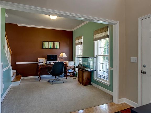 5th image of 1156 Summerville Cir