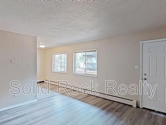 4th image of 1411 S Corona Ave APT 5