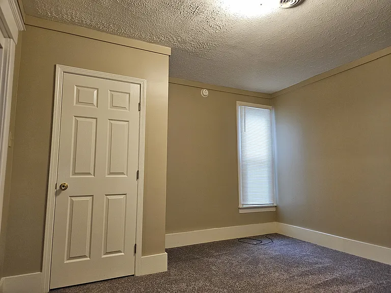 2921 W Market St #2 — Photo 5
