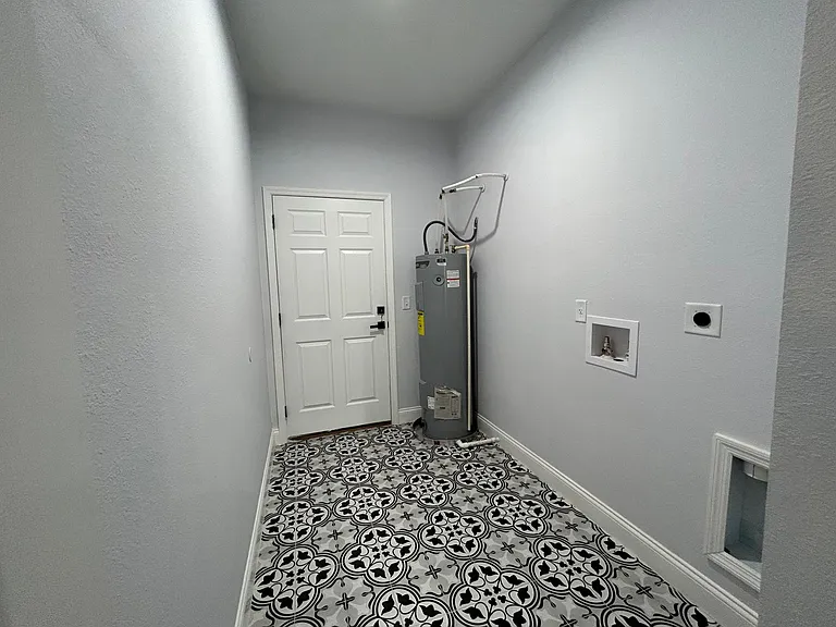 932 Marion Oaks Ln — Photo 21