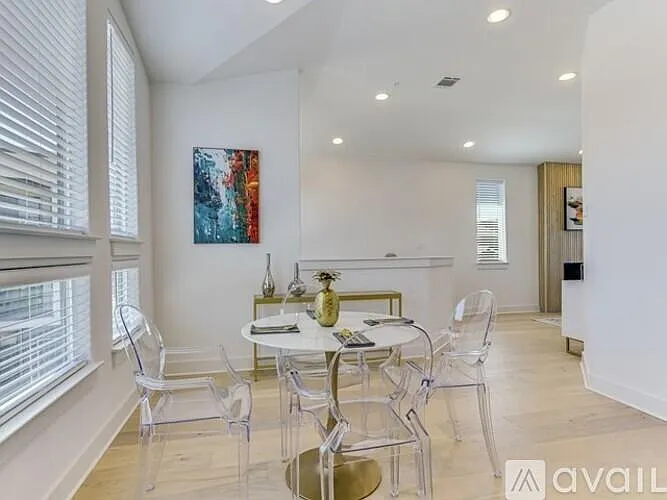 2050 Lohmans Spur #801 — Photo 13