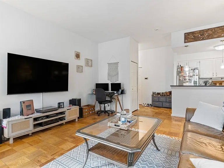 27 Bowdoin St #2B — Photo 5
