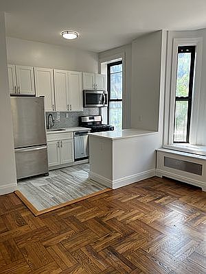 1st image of 16 W 125th St #2