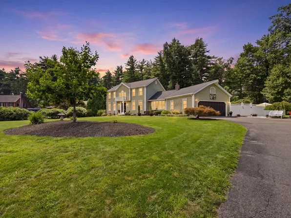 27 Shirley St, Wilbraham, MA 01095