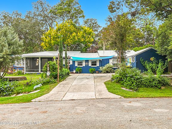 2nd image of 560 Live Oak Ave