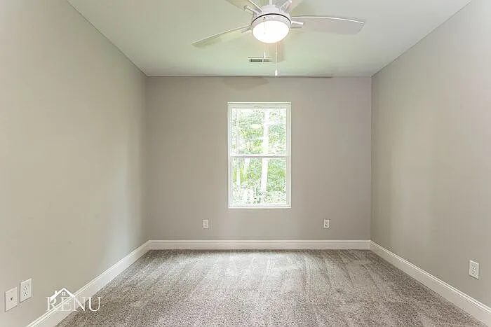5365 Lynnland Ter — Photo 14