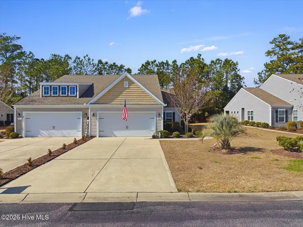 92 Calabash Lakes Boulevard, Calabash, NC 28467
