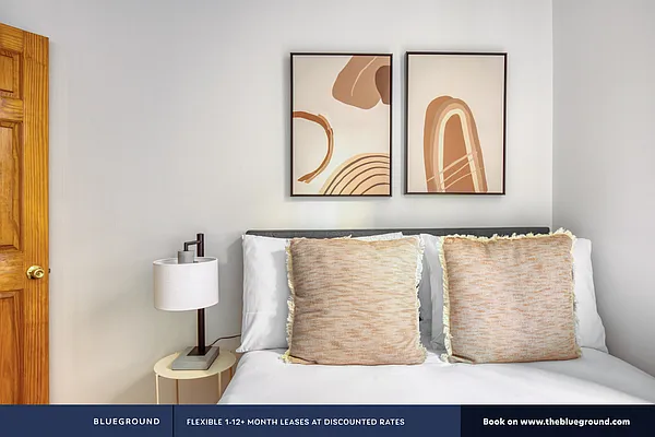 Rented by The Blueground | media 30