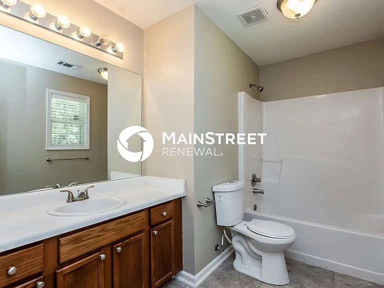 145 Pond Ct — Photo 14
