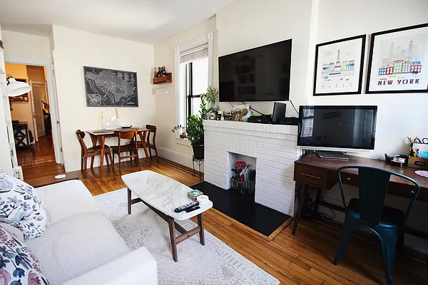 Rented by Compass | media 6