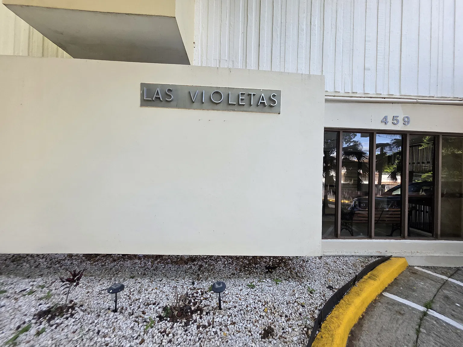 2 bed, $1,700 — Photo 1
