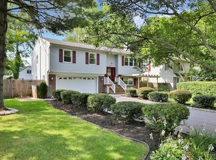 53 Field Ave, Red Bank, NJ 07701