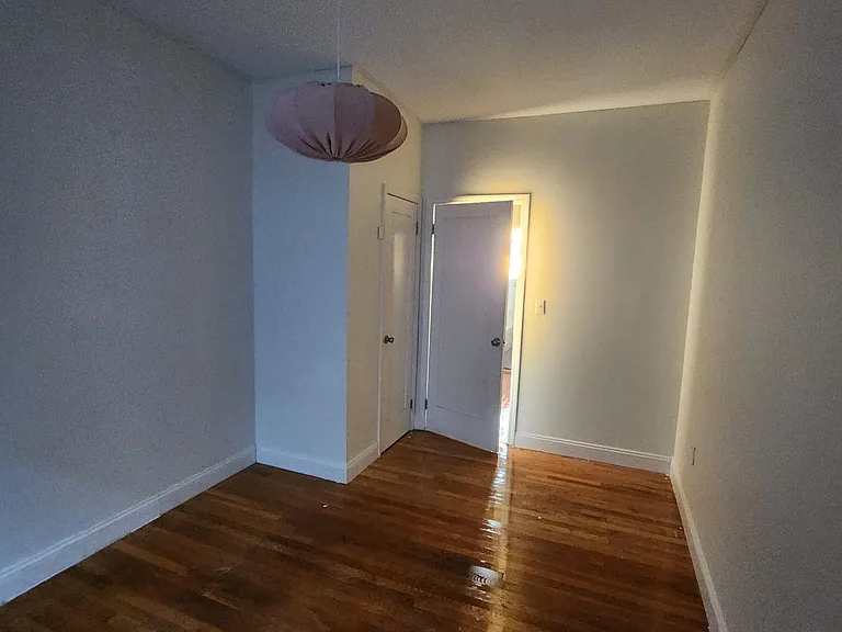 103-16 120th St #D5 — Photo 7