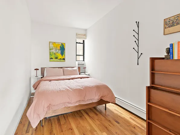 634 11th Street image 5 of 9