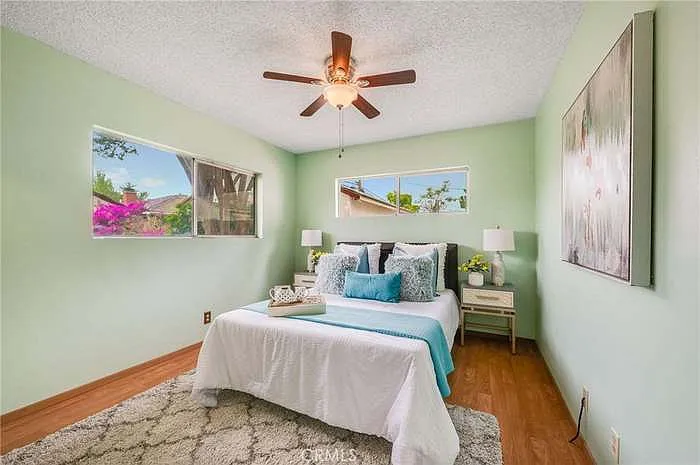 4335 Knoxville Ave — Photo 4