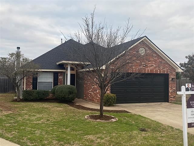 1st image of 506 Gaston Cir