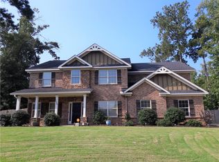 1404 Bitterne Ct, Opelika, AL 36801