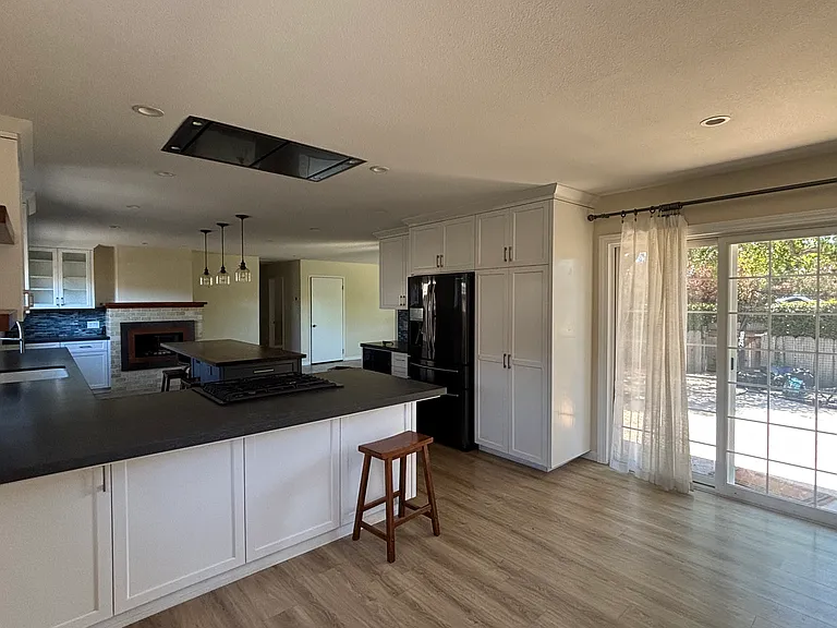 530 Hannon Ave — Photo 4
