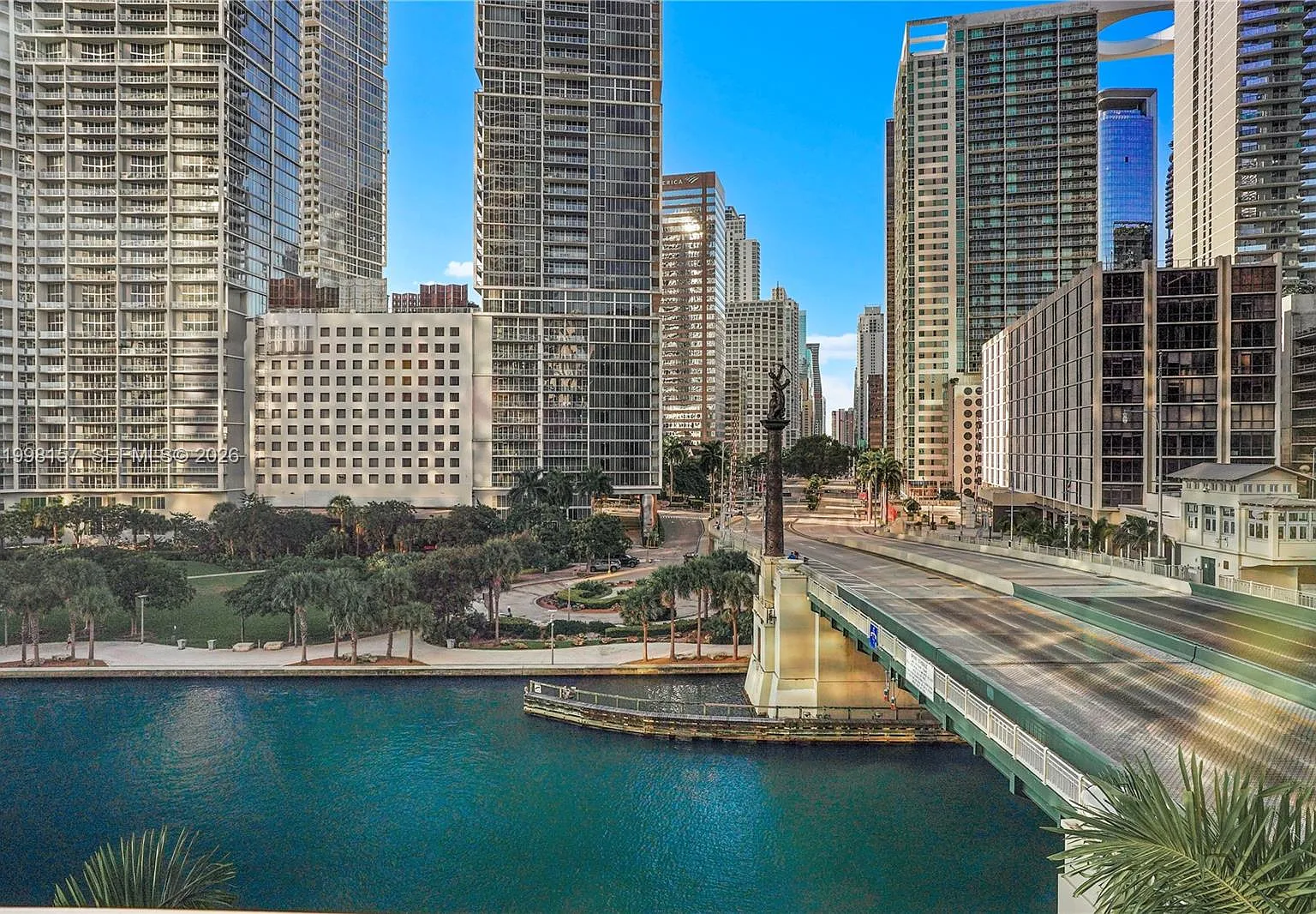 2 bed, 2.5 bath, 1430 sqft, $7,450 — Photo 1