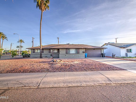 3rd image of 3501 W ROYAL PALM Road