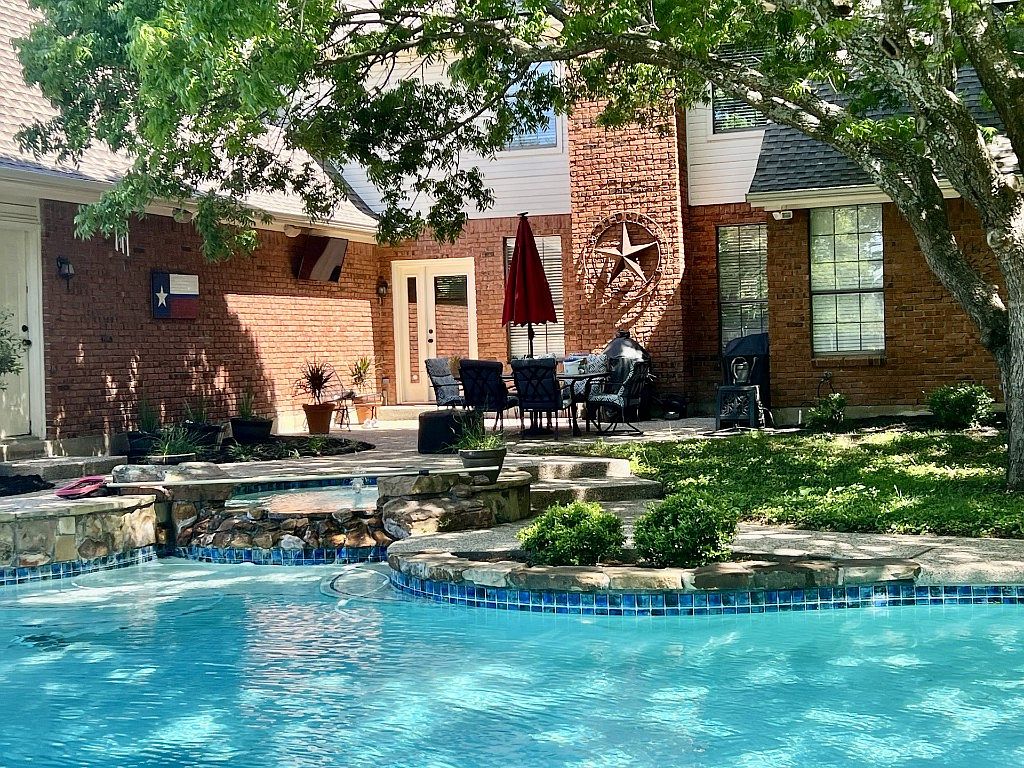 402 Moran Dr, Highland Village, TX 75077 Zillow