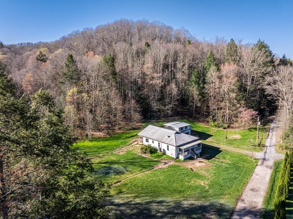 95 Benny Akers Rd, Fayetteville, WV 25840