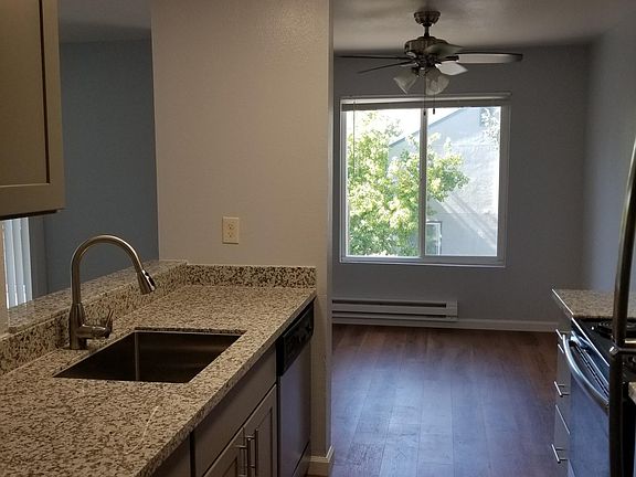 3rd image of 15977 Maubert Ave APT 101