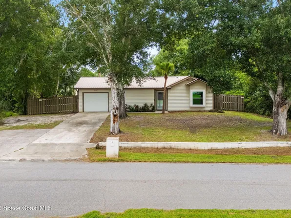 1691 Tugwell St SE, Palm Bay, FL 32909