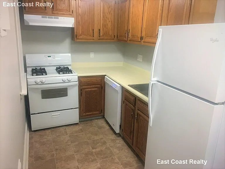 185 Chestnut Hill Ave #2 — Photo 6