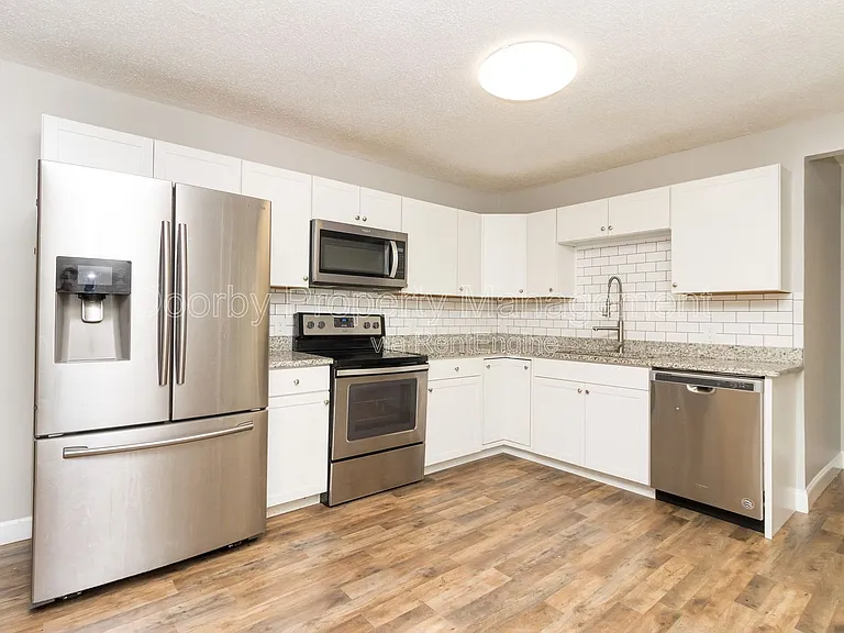 3629 Thrushwood Dr — Photo 6