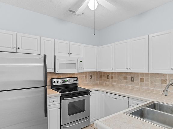 5th image of 4520 Lighthouse Dr. #29D