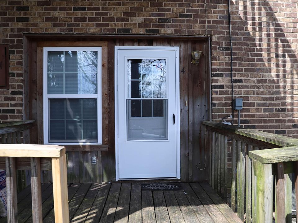 1st image of 185 Palo Verde Ter