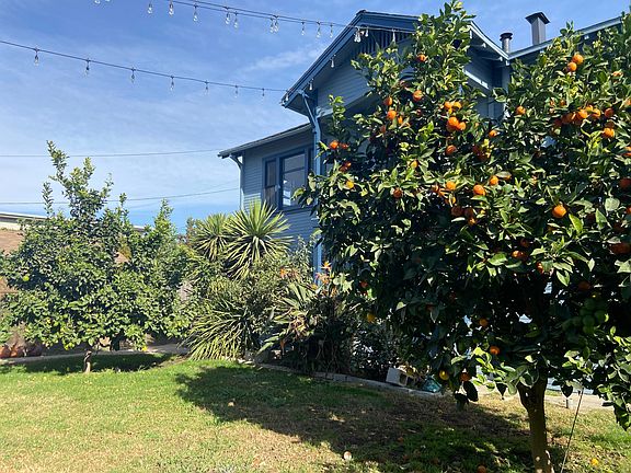 3rd image of 514 Junipero Ave #1/2