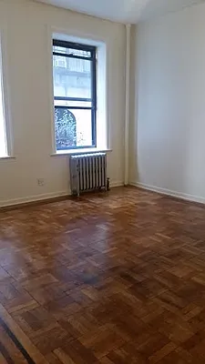 Rented by Lang Realty LLC | media 10