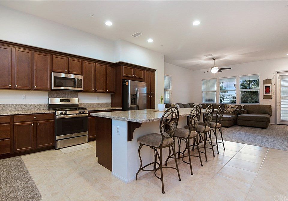 1st image of 12450 Amesbury Cir