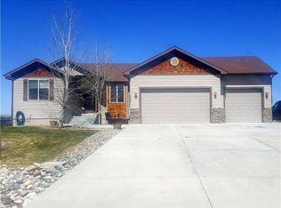 7025 Lakeshore Dr, Billings, MT 59106