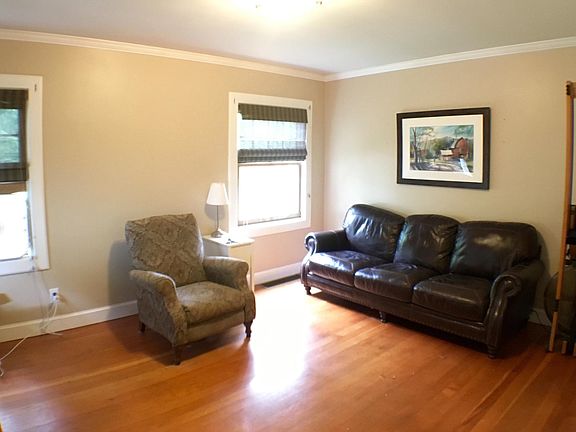 3rd image of 414 NW 45th St