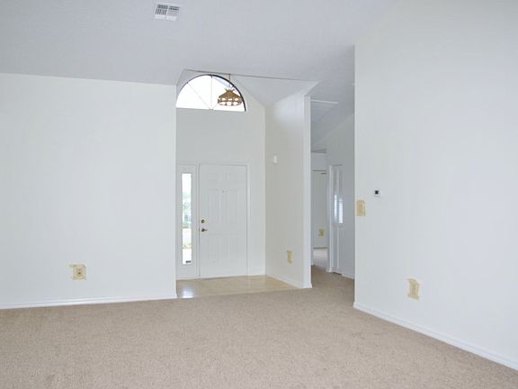 2nd image of 6036 Condor Dr
