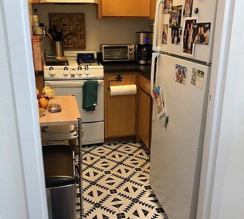 4th image of 327 W 30th St APT 4G