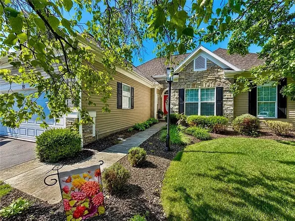 20 New London Rd, Pittsford, NY 14534